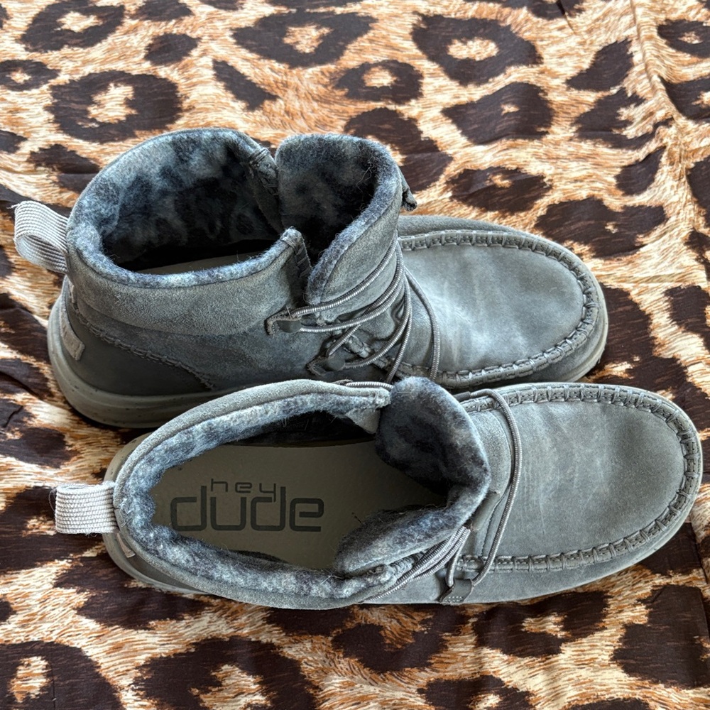 Hey Dude women’s  Charcoal boots